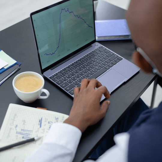 Rewsane - Team van cryptocurrency-experts